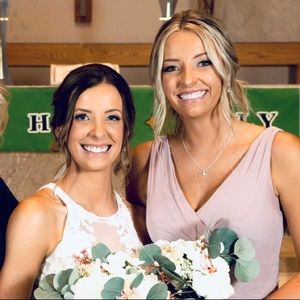 Meet your Posher, Lindsey